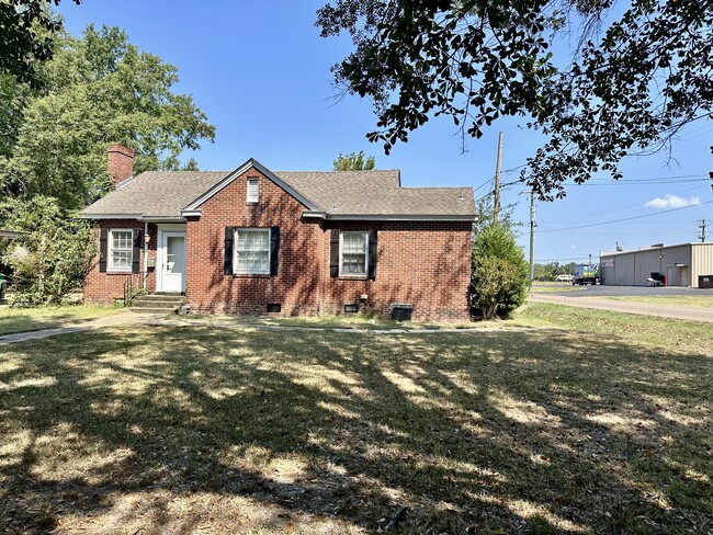 139 King St in Columbus, MS - Building Photo - Building Photo