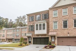 1800 Morning Star Ln in Tucker, GA - Building Photo