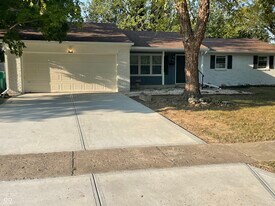 1416 Miami Ct S in Plainfield, IN - Building Photo