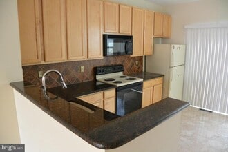 5302 Chieftain Cir in Alexandria, VA - Building Photo - Building Photo