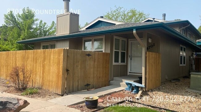 property at 8701 E Roundtree Ave