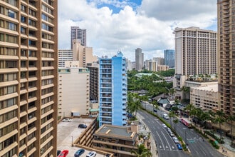 Pomaikai in Honolulu, HI - Building Photo - Building Photo