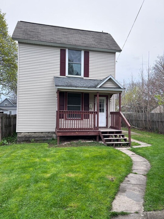 1047 Park St SW in Grand Rapids, MI - Building Photo