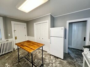 526 High St in Middletown, CT - Building Photo - Building Photo