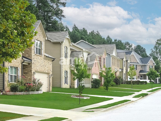 1887 Weatherbrook Cir in Lawrenceville, GA - Building Photo - Building Photo