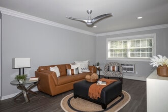 Fairfield Pines in Riverhead, NY - Building Photo - Building Photo