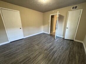 11122 Belair Dr in San Antonio, TX - Building Photo - Building Photo