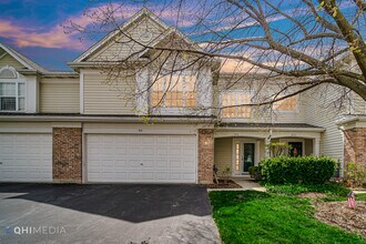 914 Waterford Ln in Elk Grove Village, IL - Building Photo - Building Photo