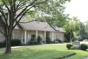 Riverside South in Louisville, TN - Building Photo