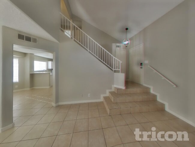 1812 Wild Jan Dr in Las Vegas, NV - Foto de edificio - Building Photo