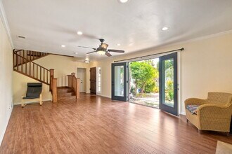 4869 Alondra Way in Carlsbad, CA - Building Photo - Building Photo