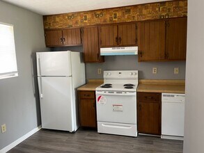 1230 Clear Ridge Ln in Radcliff, KY - Building Photo - Building Photo