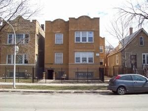 919 N Harding Ave in Chicago, IL - Building Photo