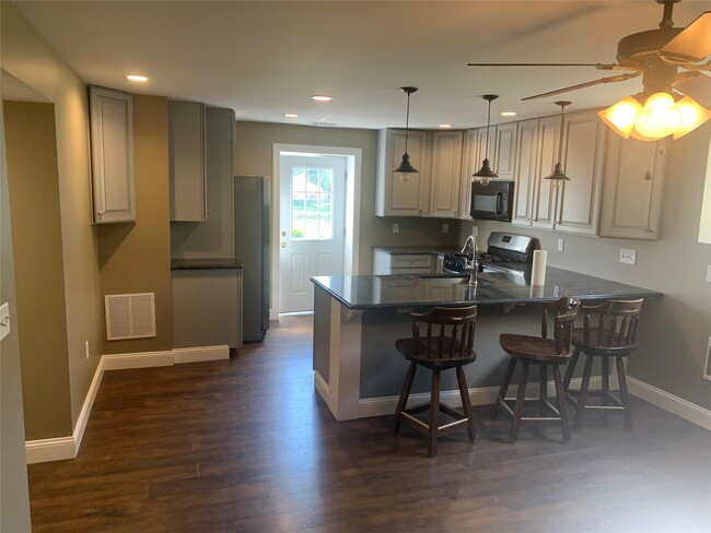 225 Liberty St in Beacon, NY - Building Photo - Building Photo
