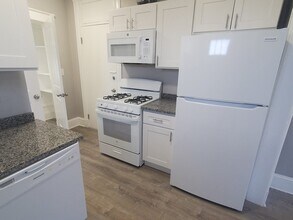 738 Washington St, Unit 30 in Norwood, MA - Building Photo - Building Photo