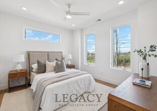 1019 12th Ave N in Nashville, TN - Building Photo - Building Photo