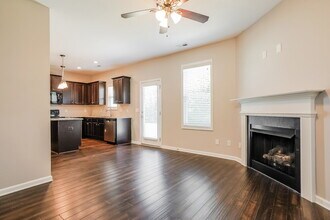 422 Crawford Pkwy in Clayton, NC - Building Photo - Building Photo