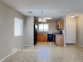 30926 N Desert Honeysuckle Dr, Unit 2 in San Tan Valley, AZ - Foto de edificio - Building Photo