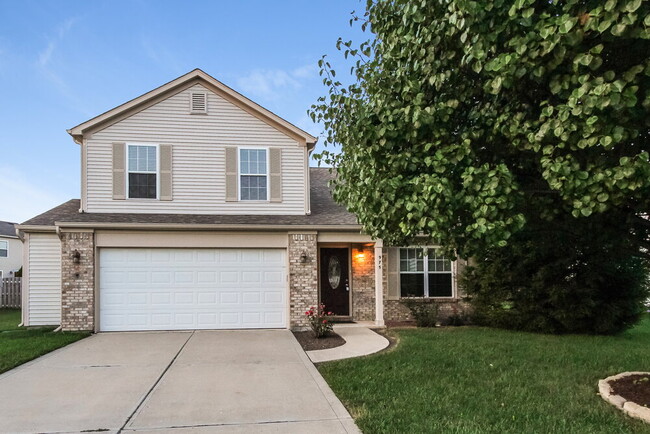 property at 975 Needle Ridge Ln