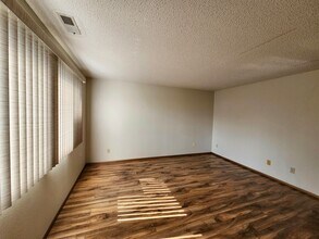 146 Van Giesen St in Richland, WA - Building Photo - Building Photo