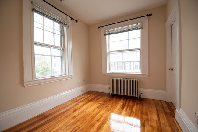 property at 20 Ellery St