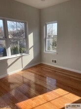 476 Meade St in Orange, NJ - Foto de edificio - Building Photo