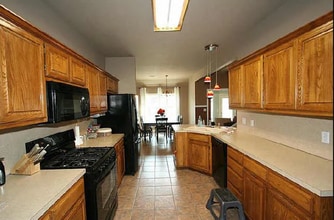 505 E Helena St in Broken Arrow, OK - Building Photo - Building Photo