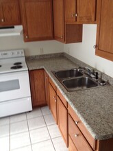 1119-1121 Glenn Pl in Eau Claire, WI - Building Photo - Building Photo