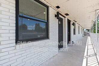 201 Sylvis St in Dickson, TN - Building Photo - Building Photo