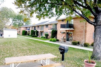 Morgan Apartments in Bloomington, MN - Building Photo - Building Photo