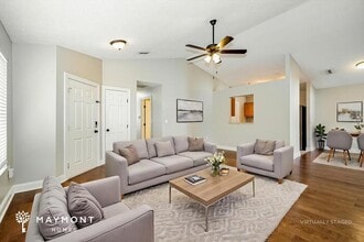 3974 Eminence Ln in Grove City, OH - Building Photo - Building Photo