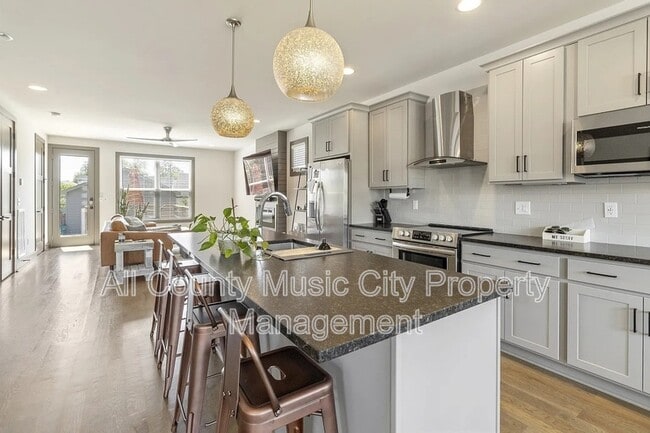 1507B 14th Ave N in Nashville, TN - Building Photo - Building Photo