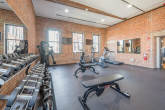 Strive Lofts in Providence, RI - Foto de edificio - Interior Photo