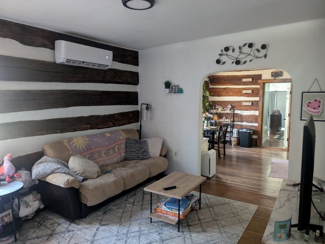 117 Race St