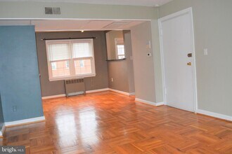 6510 Potomac Ave-Unit -C1 in Alexandria, VA - Building Photo - Building Photo