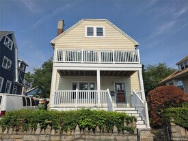 81 Waring Pl in Yonkers, NY - Building Photo