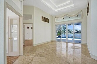 6419 NW 99th Dr in Parkland, FL - Building Photo - Building Photo