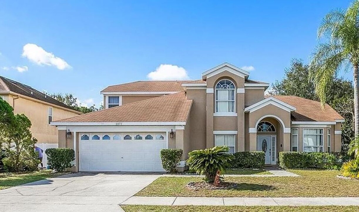 2871 Picadilly Cir in Kissimmee, FL - Building Photo