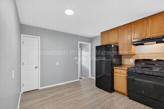 2515 Valley Brook Dr in Florissant, MO - Building Photo - Building Photo