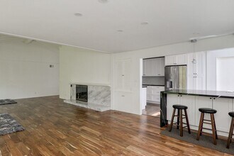 224 Encinal Ave in Menlo Park, CA - Building Photo - Building Photo