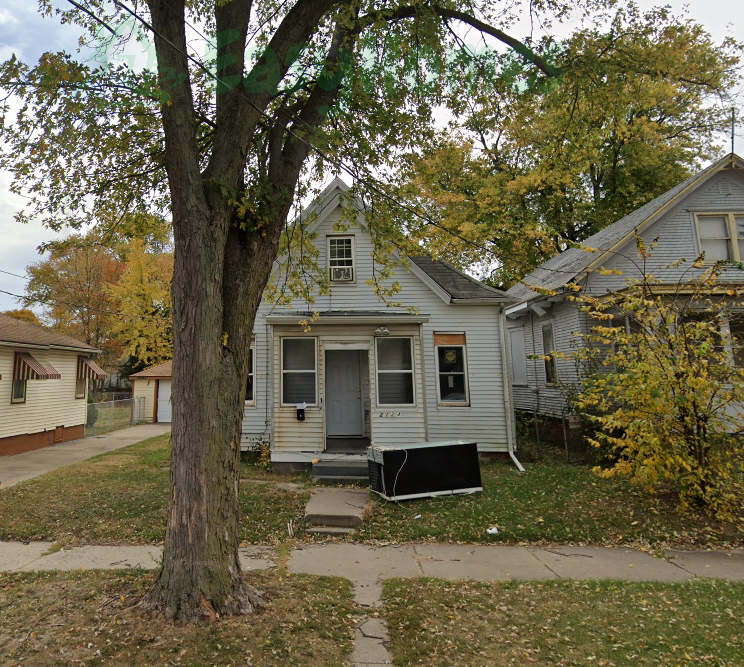 2124 W Wiswall St in Peoria, IL - Building Photo