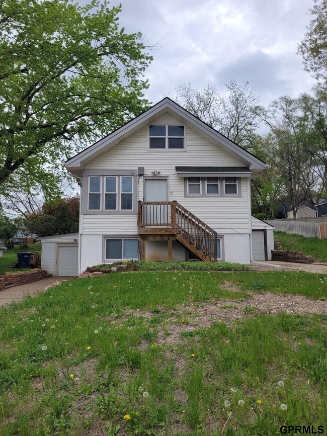 property at 908 Harrington Ave