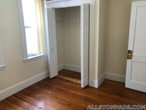 15 Barrows St in Boston, MA - Foto de edificio - Building Photo