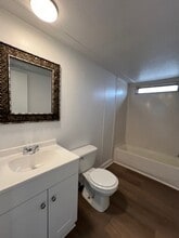 137 Vestin Dr in Millers Creek, NC - Building Photo - Building Photo