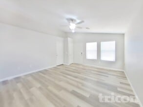 12723 W Jenero Dr in Arizona City, AZ - Building Photo - Building Photo