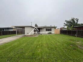 5920 35th Ave in Sacramento, CA - Building Photo