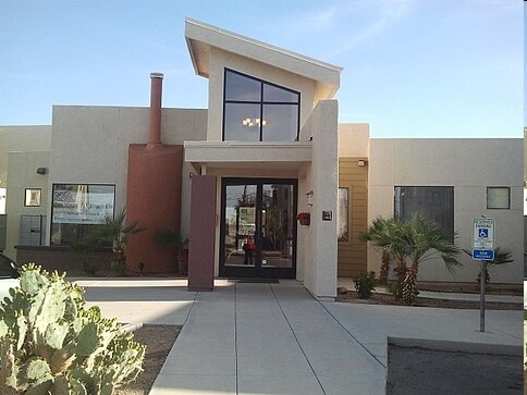 Maddox Estates in Eloy, AZ - Foto de edificio