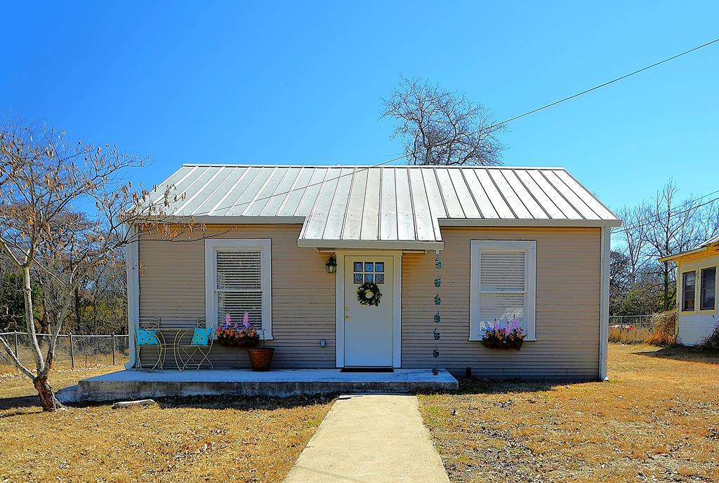 309 Lowry St in Kerrville, TX - Building Photo