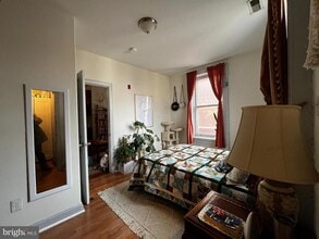 1512 N 17th St in Philadelphia, PA - Building Photo - Building Photo