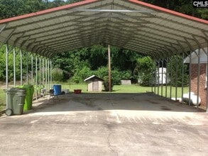 612 Piney Woods Rd in Columbia, SC - Building Photo - Building Photo